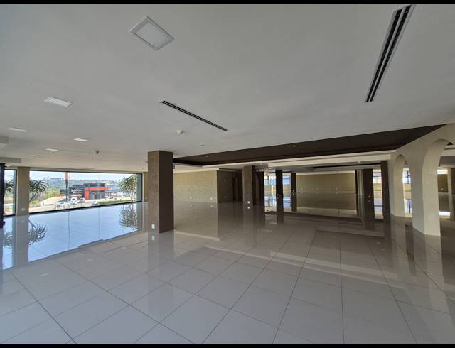 805M² OFFICE TO LET IN KRAMERVILLE